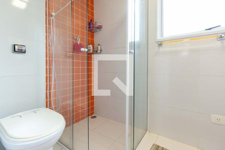 Casa à venda com 201m², 4 quartos e 4 vagas Casa à venda com 201m², 4 quartos e 4 vagasBanheiro da Suíte 2