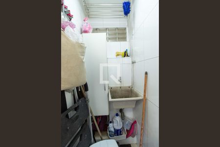 Casa à venda com 201m², 4 quartos e 4 vagas Casa à venda com 201m², 4 quartos e 4 vagasÁrea de Serviço 1