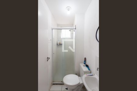 Banheiro de apartamento para alugar com 2 quartos, 38m² em Colônia (zona Leste), São Paulo