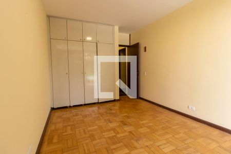 Quarto 1 de casa para alugar com 5 quartos, 400m² em Seminário, Curitiba