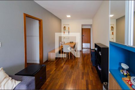 Sala de apartamento para alugar com 2 quartos, 75m² em Coracao de Jesus, Belo Horizonte