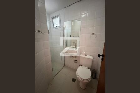 Banheiro Social de apartamento à venda com 2 quartos, 100m² em Vale do Sereno, Nova Lima