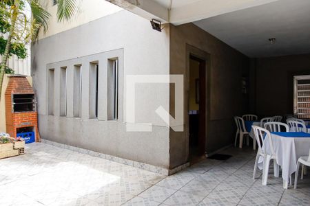 Casa à venda com 500m², 4 quartos e 2 vagas Casa à venda com 500m², 4 quartos e 2 vagasÁrea comum