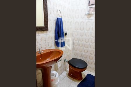 Casa à venda com 500m², 4 quartos e 2 vagas Casa à venda com 500m², 4 quartos e 2 vagasLavabo