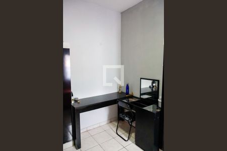 Casa à venda com 500m², 4 quartos e 2 vagas Casa à venda com 500m², 4 quartos e 2 vagasQuarto 2