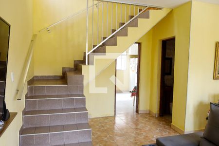 sala de casa à venda com 4 quartos, 500m² em Vila Yolanda, Osasco