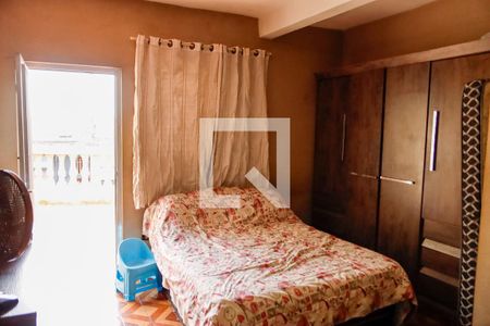 Casa à venda com 500m², 4 quartos e 2 vagas Casa à venda com 500m², 4 quartos e 2 vagasQuarto 4 - Suíte