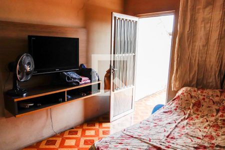 Casa à venda com 500m², 4 quartos e 2 vagas Casa à venda com 500m², 4 quartos e 2 vagasQuarto 4 - Suíte