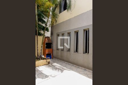 Casa à venda com 500m², 4 quartos e 2 vagas Casa à venda com 500m², 4 quartos e 2 vagasÁrea comum