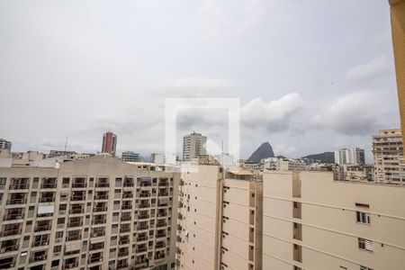 Sala vista  de apartamento à venda com 1 quarto, 53m² em Laranjeiras, Rio de Janeiro