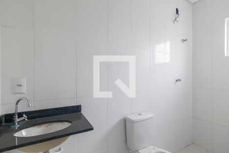 Banheiro da Suite de apartamento à venda com 2 quartos, 55m² em Jardim das Maravilhas, Santo André