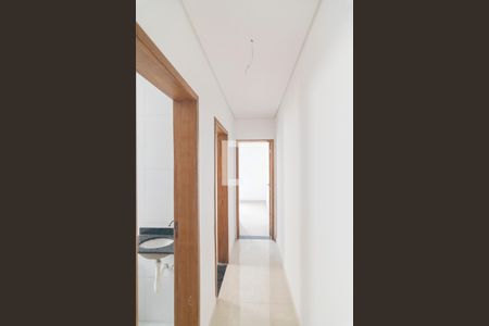 Corredor de apartamento à venda com 2 quartos, 100m² em Jardim das Maravilhas, Santo André