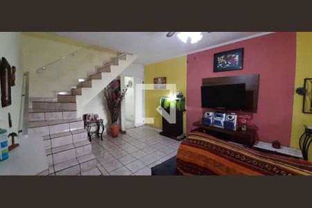 Sala de casa à venda com 4 quartos, 141m² em Bonfim, Osasco