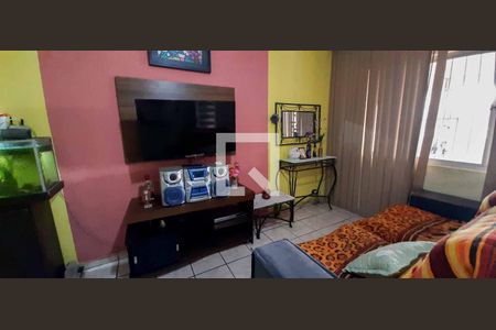 Sala de casa à venda com 4 quartos, 141m² em Bonfim, Osasco