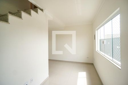 Sala de casa de condomínio para alugar com 2 quartos, 60m² em Penha de França, São Paulo