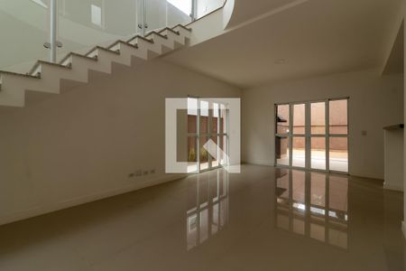 Sala de casa para alugar com 3 quartos, 220m² em Jardim São Vicente, Cotia