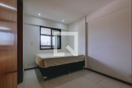 Quarto suite de apartamento para alugar com 1 quarto, 52m² em Caminho das Árvores, Salvador