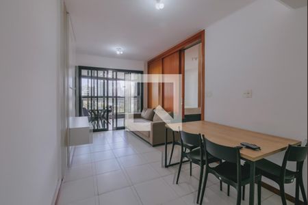 Sala de apartamento para alugar com 1 quarto, 52m² em Caminho das Árvores, Salvador