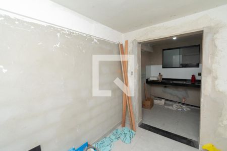 Sala de kitnet/studio para alugar com 1 quarto, 35m² em Califórnia, Belo Horizonte