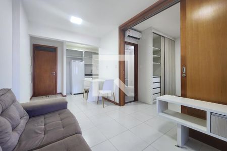 Sala de apartamento para alugar com 1 quarto, 52m² em Caminho das Árvores, Salvador