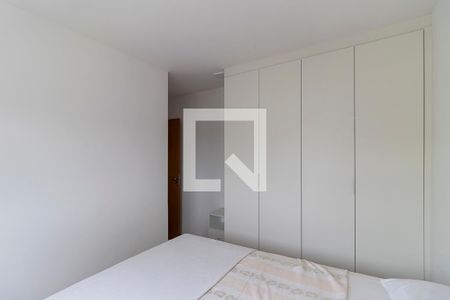 Quarto da suíte de apartamento para alugar com 2 quartos, 70m² em Jardim Nova Europa, Campinas