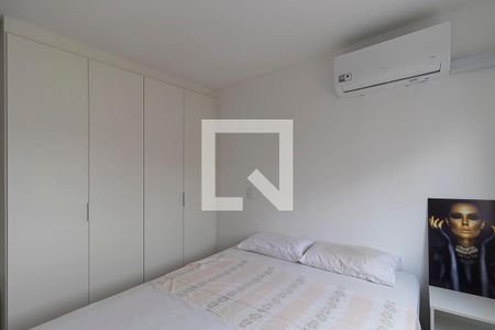 Quarto da suíte de apartamento para alugar com 2 quartos, 70m² em Jardim Nova Europa, Campinas