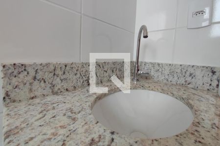 Banheiro Suíte de apartamento para alugar com 2 quartos, 70m² em Jardim Nova Europa, Campinas