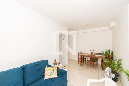 Sala de apartamento à venda com 3 quartos, 49m² em Irajá, Rio de Janeiro