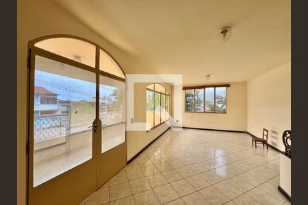 Sala de casa para alugar com 2 quartos, 130m² em Taquara, Rio de Janeiro