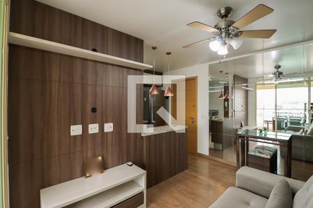 Sala/Cozinha e Área de Serviço de apartamento para alugar com 1 quarto, 46m² em Santana, São Paulo