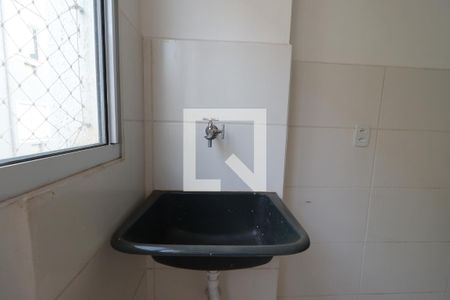 Cozinha de apartamento para alugar com 2 quartos, 42m² em Antonio Marincek, Ribeirão Preto