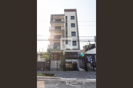 Apartamento à venda com 43m², 2 quartos e 1 vaga Apartamento à venda com 43m², 2 quartos e 1 vagaFachada