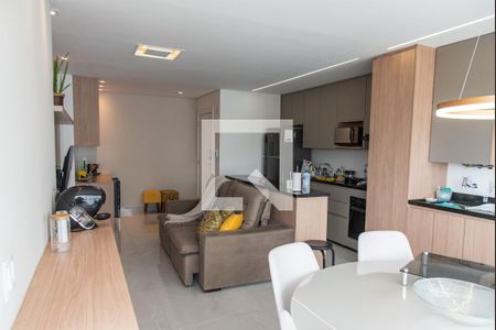 Sala de apartamento à venda com 2 quartos, 72m² em Vila Dom Pedro I, São Paulo