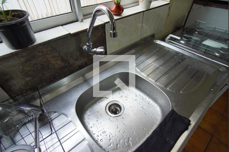 Cozinha - Torneira de casa para alugar com 3 quartos, 180m² em Sarandi, Porto Alegre