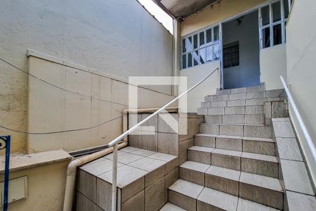 escada entrada de casa à venda com 3 quartos, 200m² em Ipiranga, São Paulo