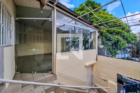 escada entrada de casa à venda com 3 quartos, 200m² em Ipiranga, São Paulo