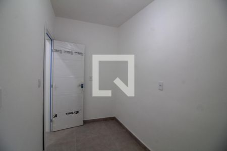 Quarto 1 de apartamento para alugar com 2 quartos, 40m² em Jardim Alfredo, São Paulo