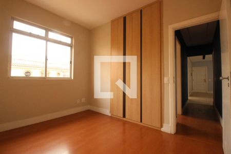 Quarto 1 de apartamento à venda com 3 quartos, 200m² em Caiçara-adelaide, Belo Horizonte