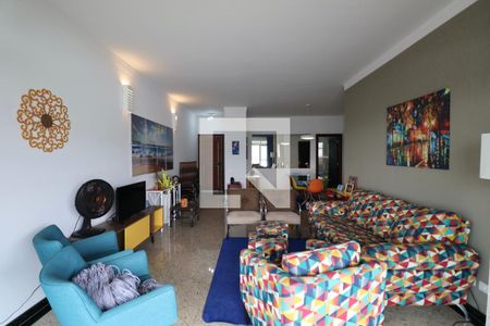 Sala de apartamento para alugar com 4 quartos, 150m² em Vila Luis Antônio, Guarujá