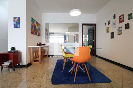 Sala de apartamento para alugar com 4 quartos, 150m² em Vila Luis Antônio, Guarujá