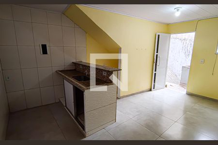 sala / cozinha de apartamento para alugar com 2 quartos, 60m² em Taquara, Rio de Janeiro