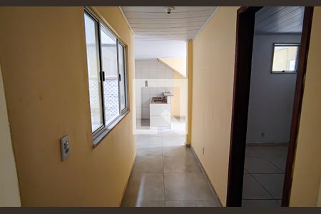 corredor de apartamento para alugar com 2 quartos, 60m² em Taquara, Rio de Janeiro