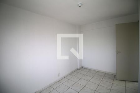 Quarto 1 de apartamento para alugar com 2 quartos, 60m² em Cordovil, Rio de Janeiro