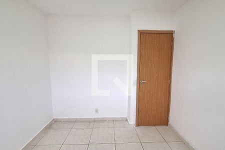 Quarto de casa para alugar com 2 quartos, 160m² em Vila Santa Cruz, Duque de Caxias