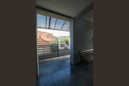 Hall de entrada de apartamento à venda com 2 quartos, 61m² em Nonoai, Porto Alegre