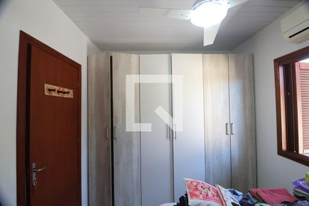 Quarto 2 de casa à venda com 2 quartos, 74m² em Guajuviras, Canoas