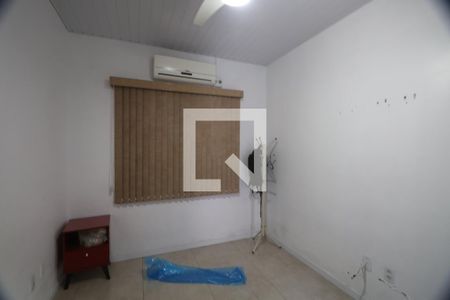 Quarto 1 de casa para alugar com 2 quartos, 74m² em Guajuviras, Canoas