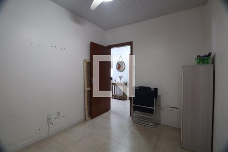 Quarto 1 de casa para alugar com 2 quartos, 74m² em Guajuviras, Canoas