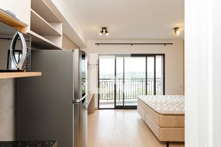 Cozinha de kitnet/studio à venda com 1 quarto, 28m² em Santo Amaro, São Paulo