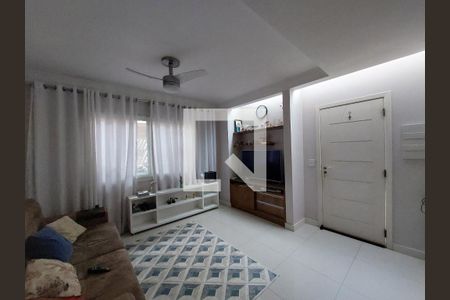 Sala de casa para alugar com 3 quartos, 140m² em Vila Anhanguera, São Paulo